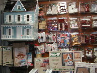 Dollhouses and miniatures